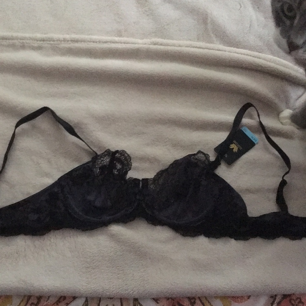 NWT Wacoal lace bra